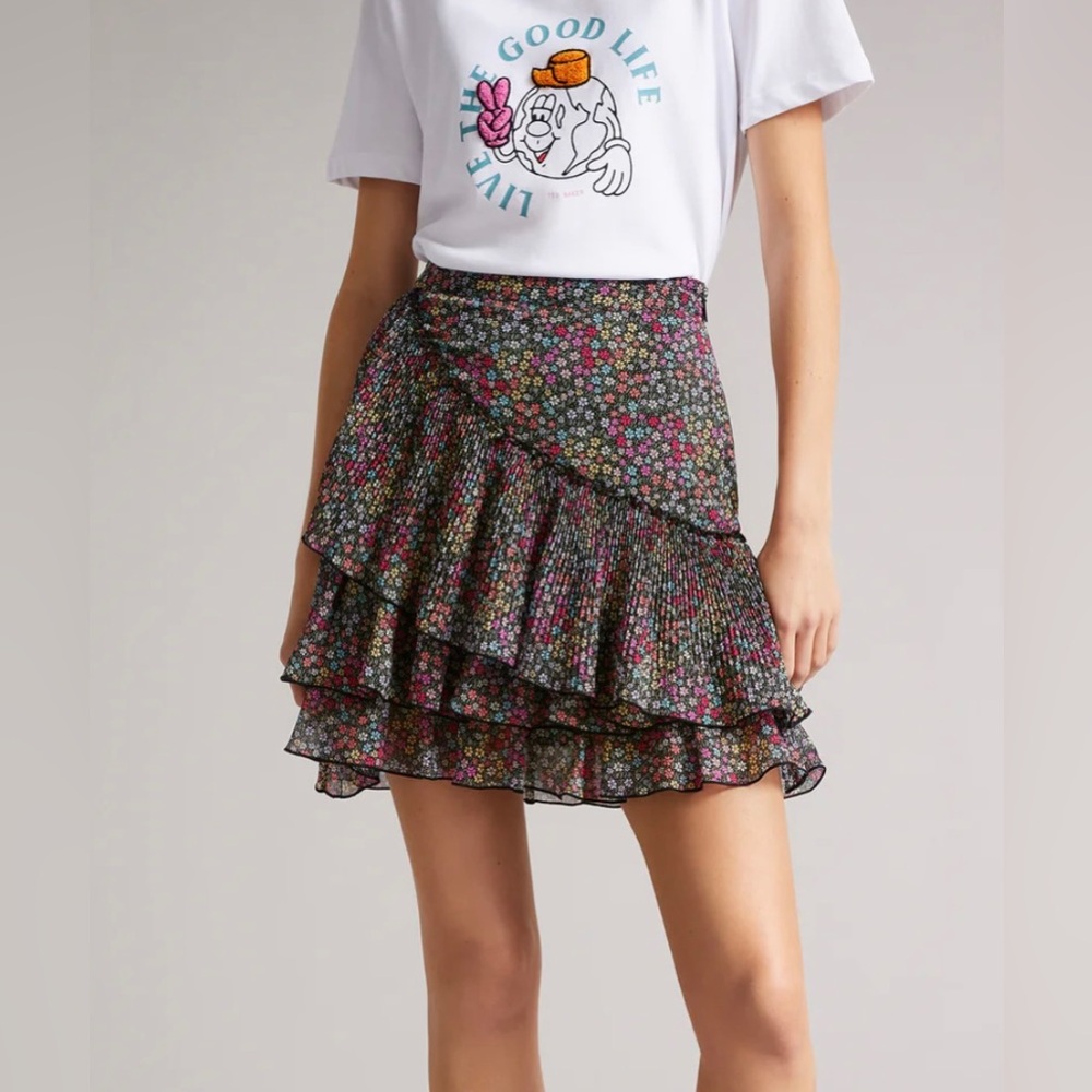 Ted Baker Size 1 (US 4) Aneka Mini Tiered Frill Skirt Flowy Floral Ruffles Multi